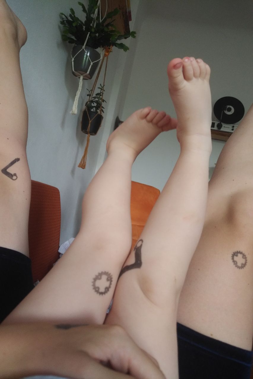 "I like the freedom but(t).." temporary tattoos